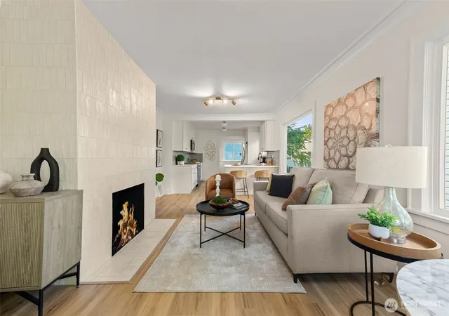 Photo 4 of Single family home for sale at 4236 S Findlay St, Seattle, WA 98118 | MLS# NWM2575739 | Listing updated on 2026-09-23