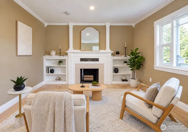 Photo 4 of Single family home for sale at 825 NE 75th Street, Seattle, WA 98115 | MLS# NWM2575859 | Listing updated on 2026-09-27