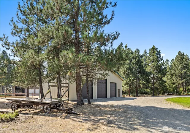 Photo 3 of Sale Pending at 1703 Airport Rd, Cle Elum, WA 98922 | MLS# NWM2575868 | Listing updated on 2026-09-21