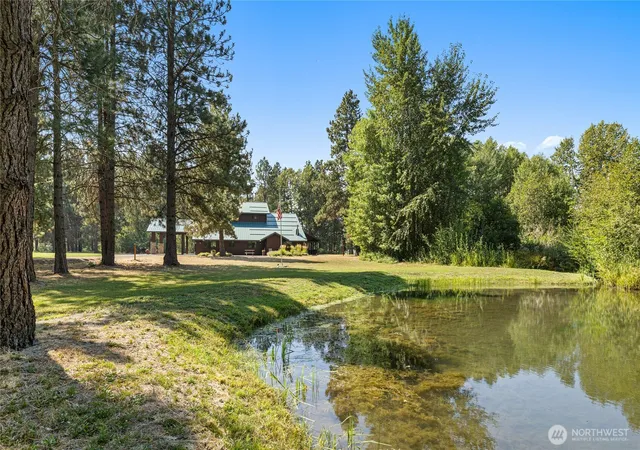 Photo 4 of Sale Pending at 1703 Airport Rd, Cle Elum, WA 98922 | MLS# NWM2575868 | Listing updated on 2026-09-21