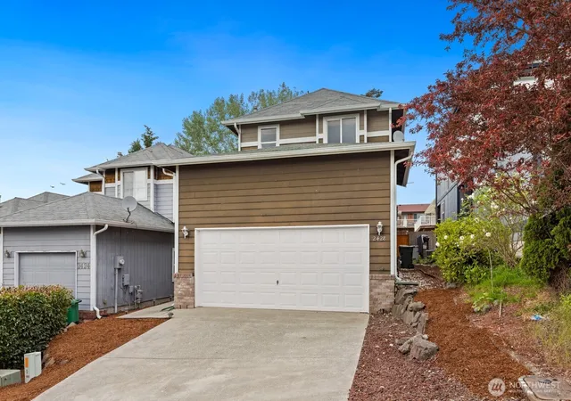 Photo 1 of Single family home for sale at 2428 Ne 13th St, Renton, WA 98056 | MLS# NWM2575956 | Listing updated on 2026-09-25