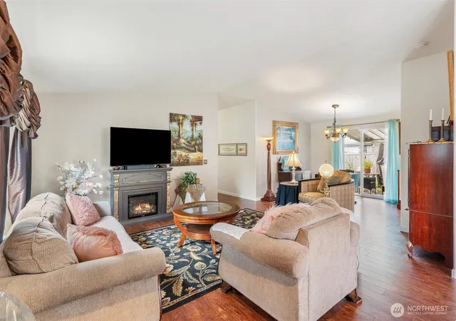 Photo 4 of Manufactured home for sale at 17708 21st Avenue E, Spanaway, WA 98387 | MLS# NWM2575965 | Listing updated on 2026-09-25