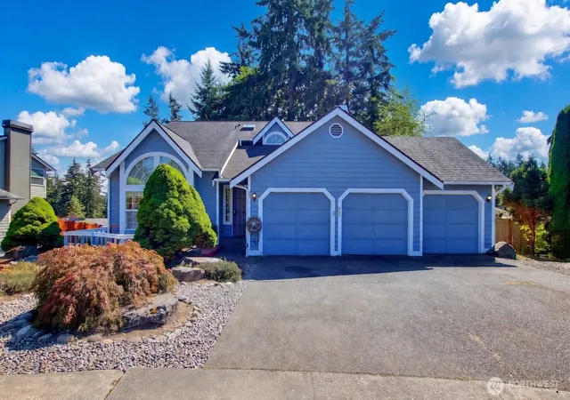Photo 1 of Single family home for sale at 2023 S 302nd Place, Federal Way, WA 98003 | MLS# NWM2576009 | Listing updated on 2026-09-25