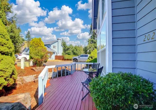 Photo 2 of Single family home for sale at 2023 S 302nd Place, Federal Way, WA 98003 | MLS# NWM2576009 | Listing updated on 2026-09-25