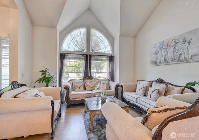 Photo 4 of Single family home for sale at 2023 S 302nd Place, Federal Way, WA 98003 | MLS# NWM2576009 | Listing updated on 2026-09-25