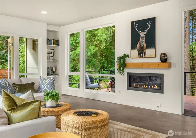 Photo 3 of Sale Pending at 4959 Lynwood Ctr Rd NE, Bainbridge Island, WA 98110 | MLS# NWM2576081 | Listing updated on 2026-09-25