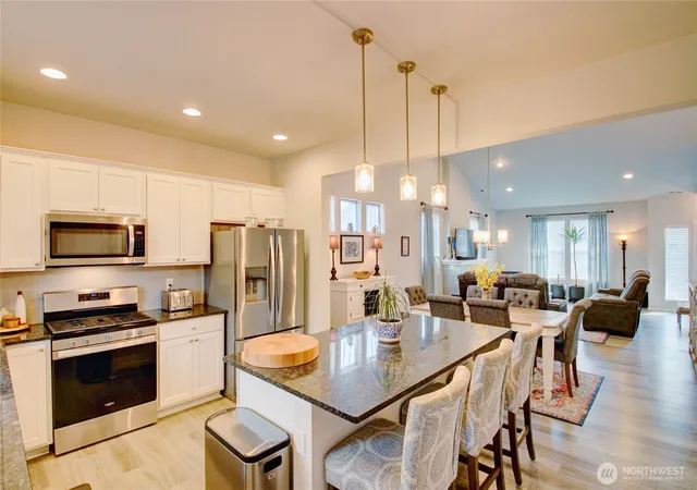 Photo 3 of Single family home for sale at 312 Shannon Ave, Sedro Woolley, WA 98284 | MLS# NWM2576129 | Listing updated on 2026-09-25