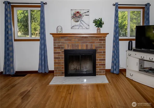 Photo 3 of Single family home for sale at 418 N Division St, Walla Walla, WA 99362 | MLS# NWM2576144 | Listing updated on 2026-09-23