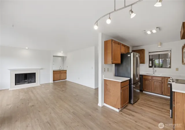 Photo 3 of Condo for sale at 717 122nd Avenue NE #B2, Bellevue, WA 98005 | MLS# NWM2576161 | Listing updated on 2026-09-25