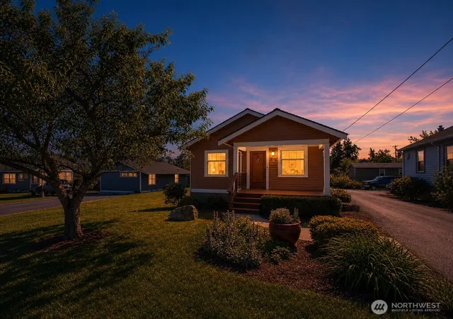 Photo 1 of Single family home for sale at 1912 Mill Ave, Bellingham, WA 98225 | MLS# NWM2576203 | Listing updated on 2026-09-30