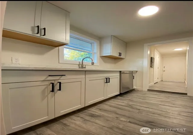 Photo 3 of Single family home for sale at 10204 47th Avenue SW, Lakewood, WA 98499 | MLS# NWM2576212 | Listing updated on 2026-09-21