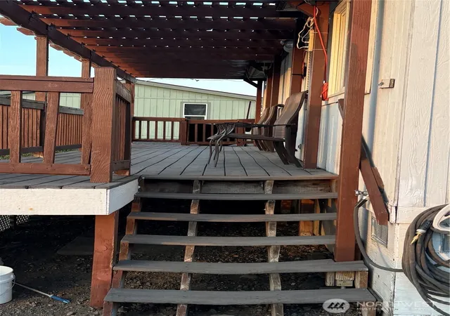 Photo 3 of Manufactured home for sale at 415 Spring Cir Sw, Mattawa, WA 99349 | MLS# NWM2576234 | Listing updated on 2026-09-25