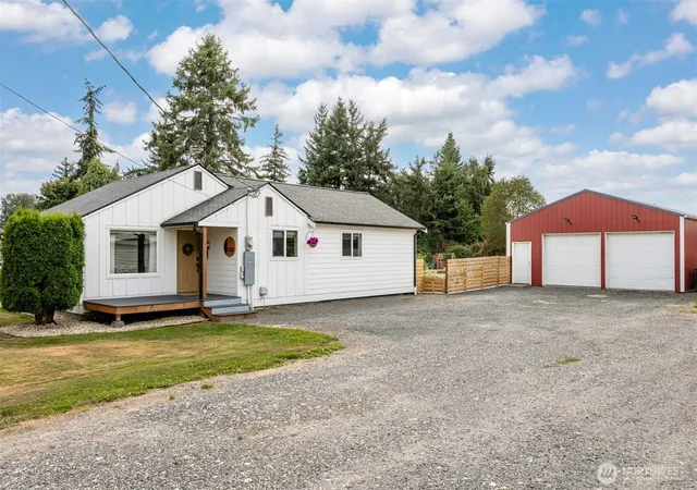 Photo 1 of Sale Pending at 5335 Northwest Dr, Bellingham, WA 98226 | MLS# NWM2576235 | Listing updated on 2026-09-25