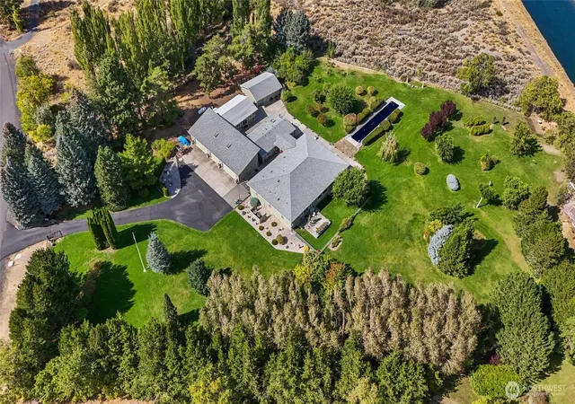 Single family home for sale at 20113 Delta Rd NW, Soap Lake, WA 98851 | MLS# NWM2576304