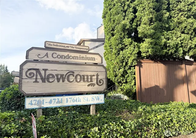 Photo 2 of Condo for sale at 4701 176th St Sw, Lynnwood, WA 98037 | MLS# NWM2576342 | Listing updated on 2026-10-01