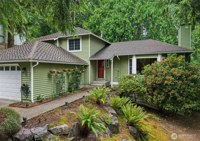 Photo 1 of Single family home for sale at 4315 210th Place Ne, Sammamish, WA 98074 | MLS# NWM2576404 | Listing updated on 2026-09-30