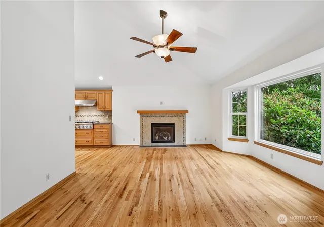 Photo 3 of Single family home for sale at 4315 210th Place NE, Sammamish, WA 98074 | MLS# NWM2576404 | Listing updated on 2026-09-30