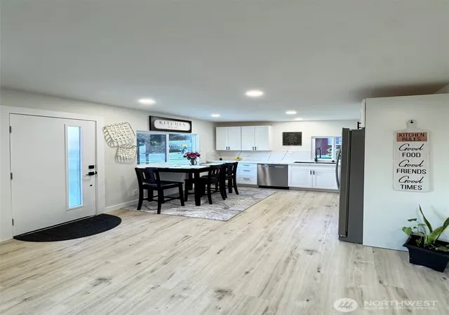 Photo 4 of Single family home for sale at 3704 Bells Ln, Langley, WA 98260 | MLS# NWM2576434 | Listing updated on 2026-09-24