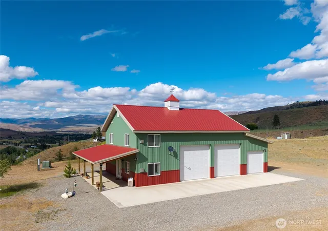 Photo 3 of Sale Pending at 89 Vintin Rd, Carlton, WA 98814 | MLS# NWM2576444 | Listing updated on 2026-09-28