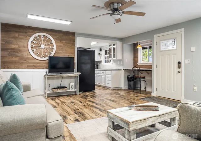 Photo 1 of Single family home for sale at 250 E Saint Andrews Dr, Shelton, WA 98584 | MLS# NWM2576476 | Listing updated on 2026-10-01