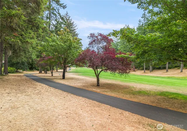 Photo 3 of Single family home for sale at 250 E Saint Andrews Dr, Shelton, WA 98584 | MLS# NWM2576476 | Listing updated on 2026-10-01