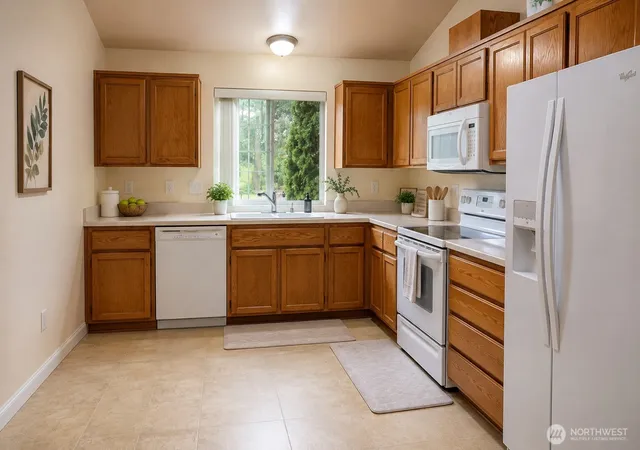 Photo 3 of Single family home for sale at 627 Brookdale Rd E, Tacoma, WA 98445 | MLS# NWM2576479 | Listing updated on 2026-09-25