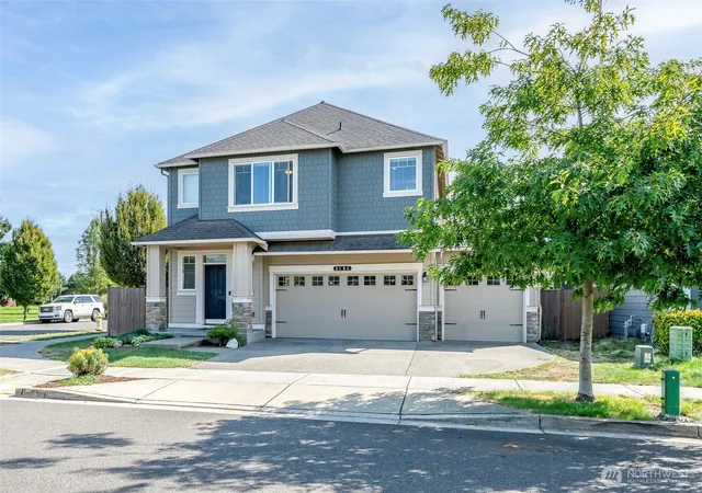 Photo 3 of Single family home for sale at 3104 10th Avenue Nw, Puyallup, WA 98371 | MLS# NWM2576552 | Listing updated on 2026-09-25