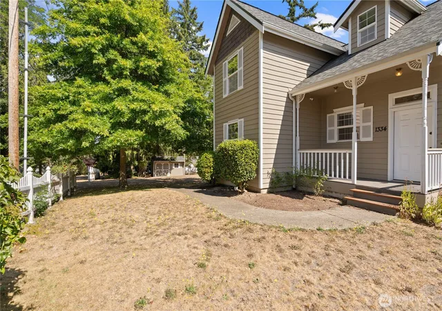 Photo 3 of Sale Pending at 1334 Center St, Shelton, WA 98584 | MLS# NWM2576571 | Listing updated on 2026-09-22