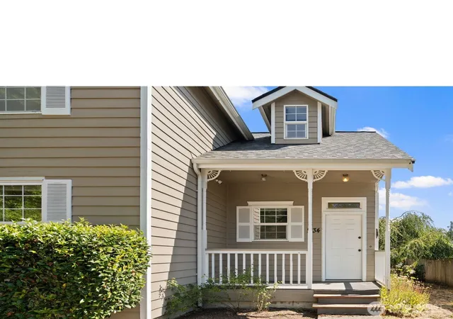 Photo 3 of Sale Pending at 1334 Center St, Shelton, WA 98584 | MLS# NWM2576571 | Listing updated on 2026-09-22