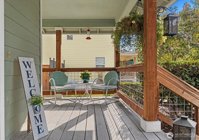 Photo 3 of Single family home for sale at 1131 Homestead Dr, Burlington, WA 98233 | MLS# NWM2576633 | Listing updated on 2026-09-25