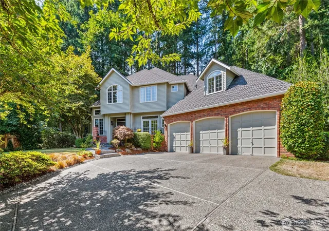 Photo 2 of Contingent at 15427 178th Avenue Ne, Woodinville, WA 98072 | MLS# NWM2576709 | Listing updated on 2026-09-25