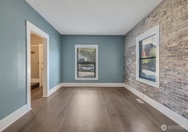 Photo 2 of Single family home for sale at 6747 Alonzo Ave Nw, Seattle, WA 98117 | MLS# NWM2576753 | Listing updated on 2026-09-25