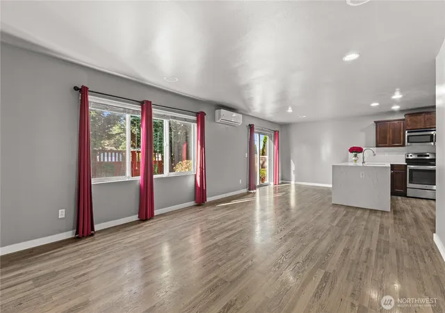 Photo 3 of Single family home for sale at 7428 19th Place Se, Lake Stevens, WA 98258 | MLS# NWM2576771 | Listing updated on 2026-09-29
