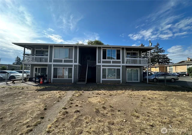 Photo 2 of Multi family home for sale at 4028 S Lawrence St, Tacoma, WA 98409 | MLS# NWM2576805 | Listing updated on 2026-09-25