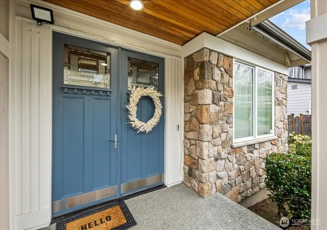 Photo 3 of Mansion for sale at 215 Ilwaco Pl Se, Renton, WA 98059 | MLS# NWM2576832 | Listing updated on 2026-09-23