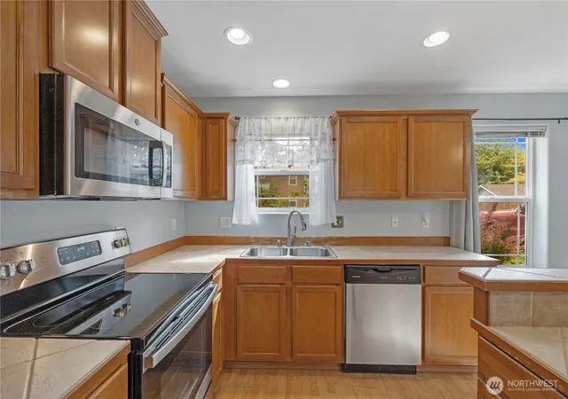 Photo 3 of Condo for sale at 116 N Indiana Ave, Granite Falls, WA 98252 | MLS# NWM2576838 | Listing updated on 2026-09-25
