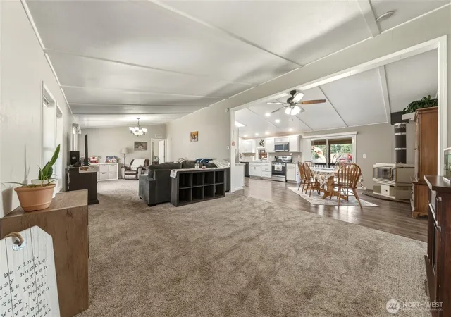 Photo 3 of Manufactured home for sale at 610 E 6th Street, Waitsburg, WA 99361 | MLS# NWM2576877 | Listing updated on 2026-09-25