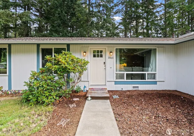 Photo 2 of Single family home for sale at 3965 Celeste Ct Se, Port Orchard, WA 98366 | MLS# NWM2576903 | Listing updated on 2026-09-29