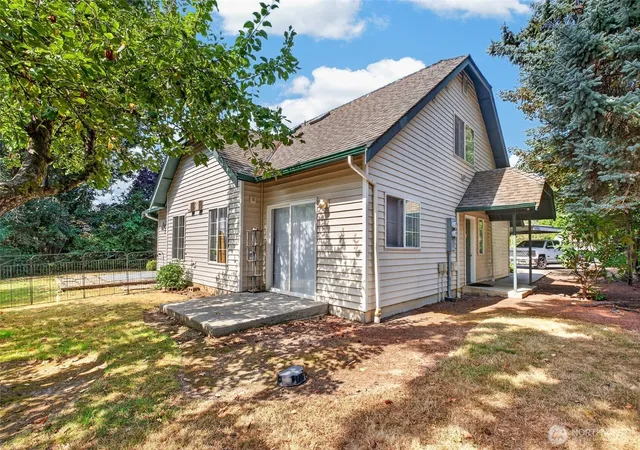 Photo 1 of Multi family home for sale at 2828 2830 Valencia St, Bellingham, WA 98226 | MLS# NWM2576966 | Listing updated on 2026-09-25