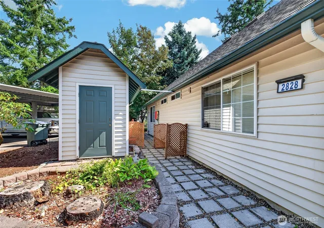Photo 3 of House for sale at 2828 2830 Valencia St, Bellingham, WA 98226 | MLS# NWM2576966 | Listing updated on 2026-09-25