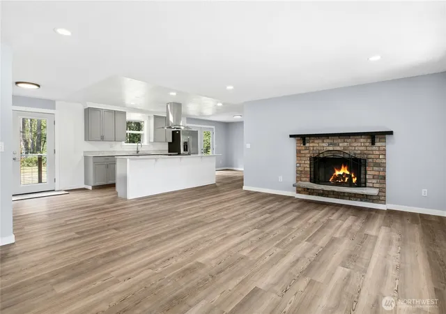 Photo 4 of Single family home for sale at 3671 Dundee Way, Oak Harbor, WA 98277 | MLS# NWM2576994 | Listing updated on 2026-09-30