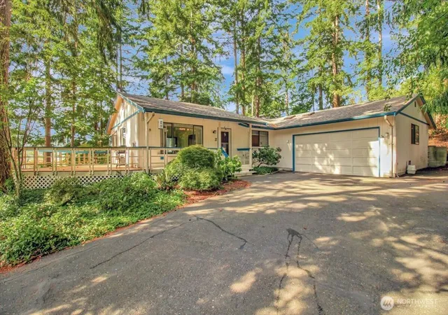 Photo 1 of Single family home for sale at 385 Glengarry Dr, Camano Island, WA 98282 | MLS# NWM2577022 | Listing updated on 2026-09-25