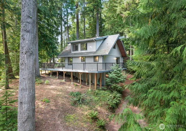 Photo 38 of Single family home for sale at 32 Canyon Ct, Bellingham, WA 98229 | MLS# NWM2577098 | Listing updated on 2026-10-12