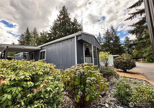 Photo 2 of Sale Pending at 900 29th Street Se #E14, Auburn, WA 98002 | MLS# NWM2577110 | Listing updated on 2026-09-25