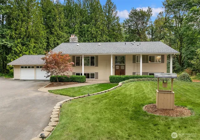 Photo 1 of Single family home for sale at 13620 233rd Way Se, Issaquah, WA 98027 | MLS# NWM2577172 | Listing updated on 2026-09-25