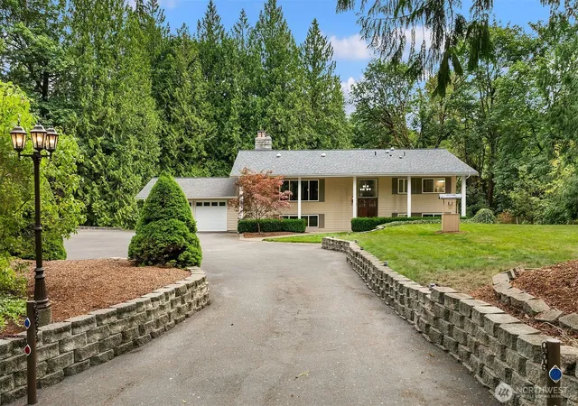 Photo 3 of Single family home for sale at 13620 233rd Way SE, Issaquah, WA 98027 | MLS# NWM2577172 | Listing updated on 2026-09-25