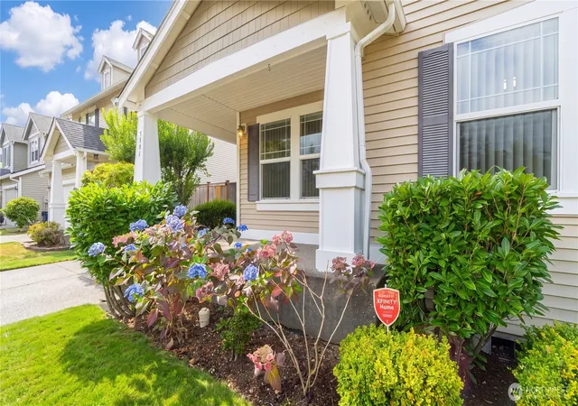 Photo 3 of Single family home for sale at 2991 Mcneil St, Dupont, WA 98327 | MLS# NWM2577217 | Listing updated on 2026-09-25