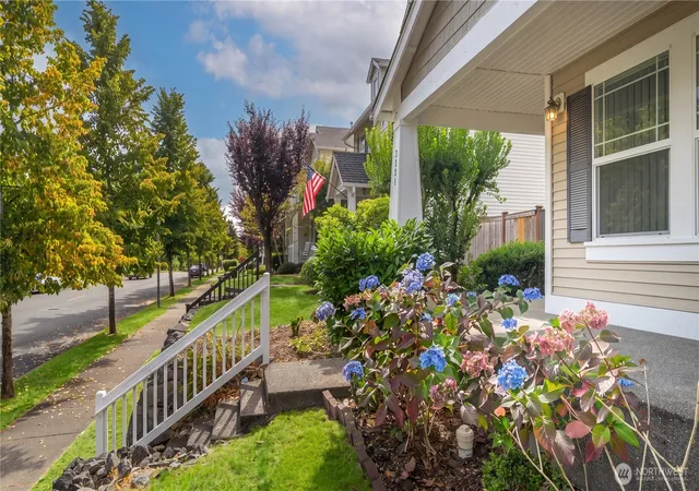 Photo 4 of Single family home for sale at 2991 Mcneil St, Dupont, WA 98327 | MLS# NWM2577217 | Listing updated on 2026-09-25