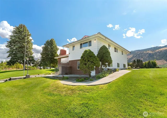 Photo 2 of Single family home for sale at 44 Grange Rd, Brewster, WA 98812 | MLS# NWM2577457 | Listing updated on 2026-09-25