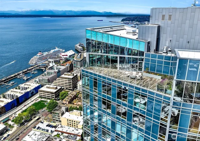 Photo 2 of Sale Pending at 121 Stewart St #407, Seattle, WA 98101 | MLS# NWM2577535 | Listing updated on 2026-09-24